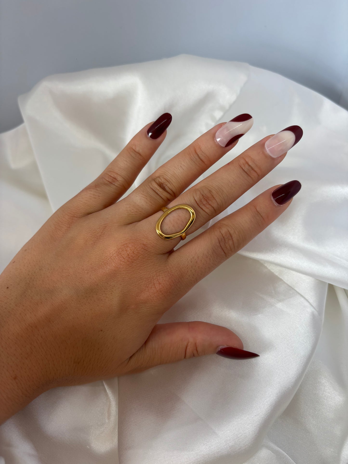 Bague ovale