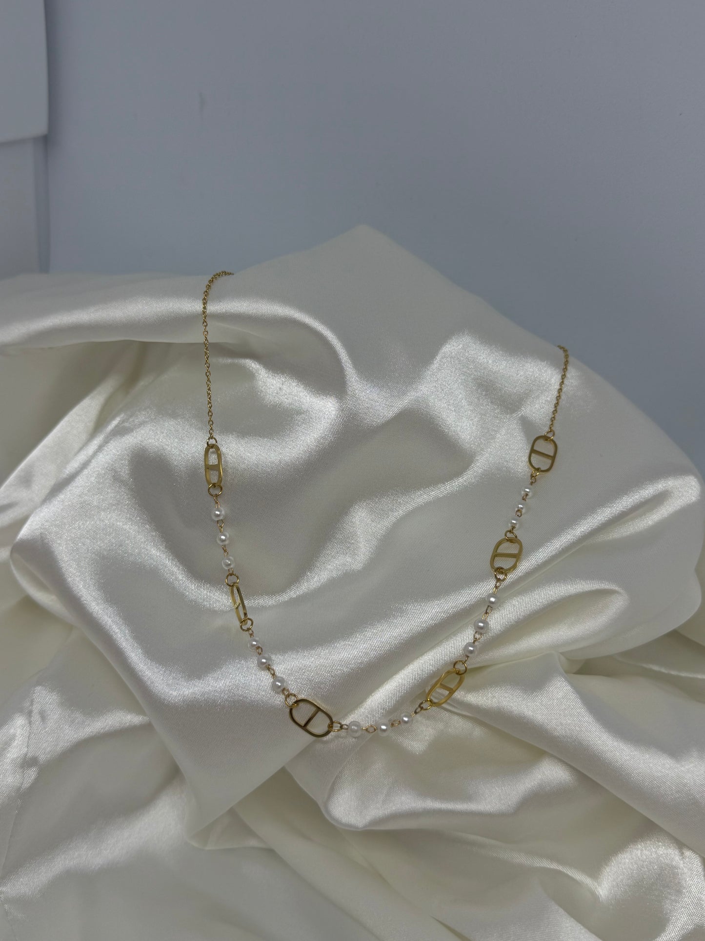 Collier maille perle blanche