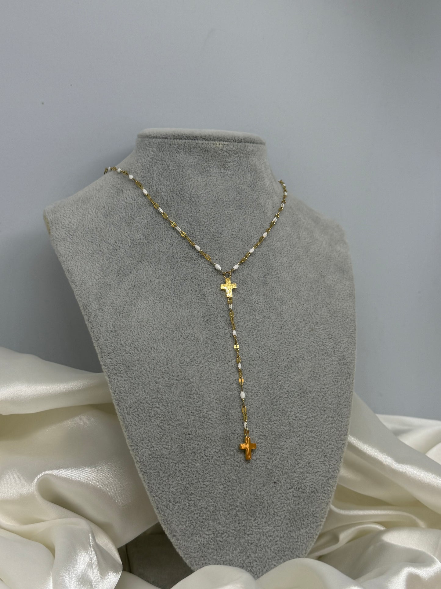 Collier Y croix