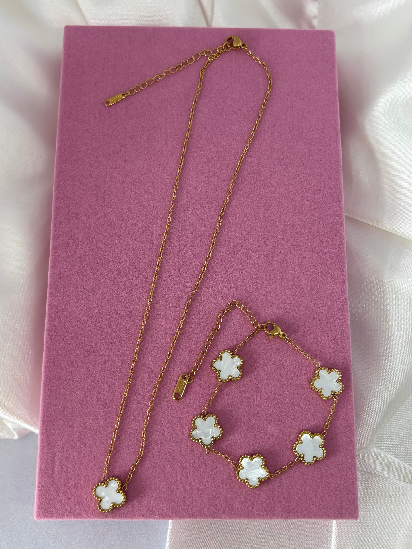 Ensemble fleur blanche