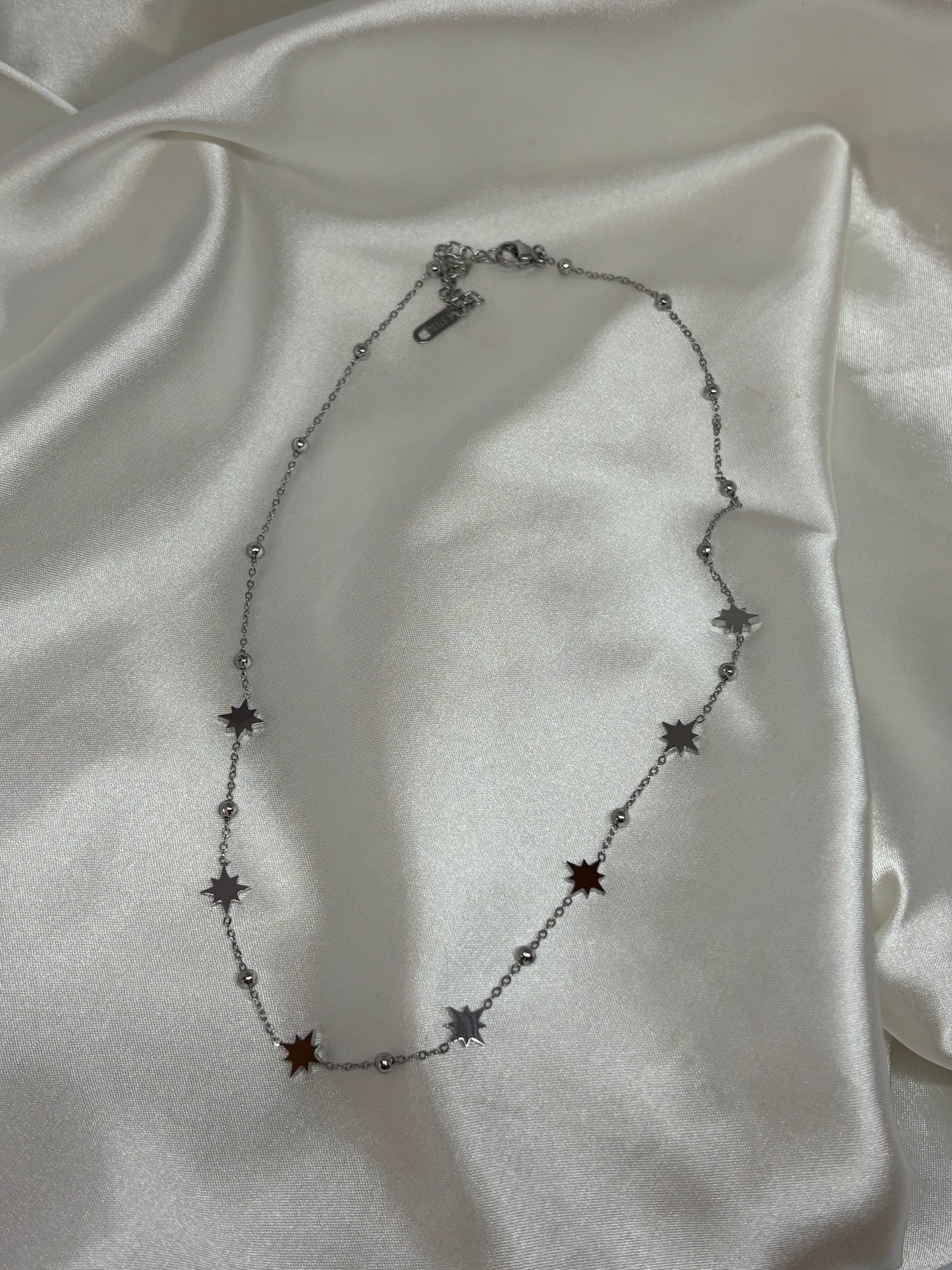 Collier étoilé