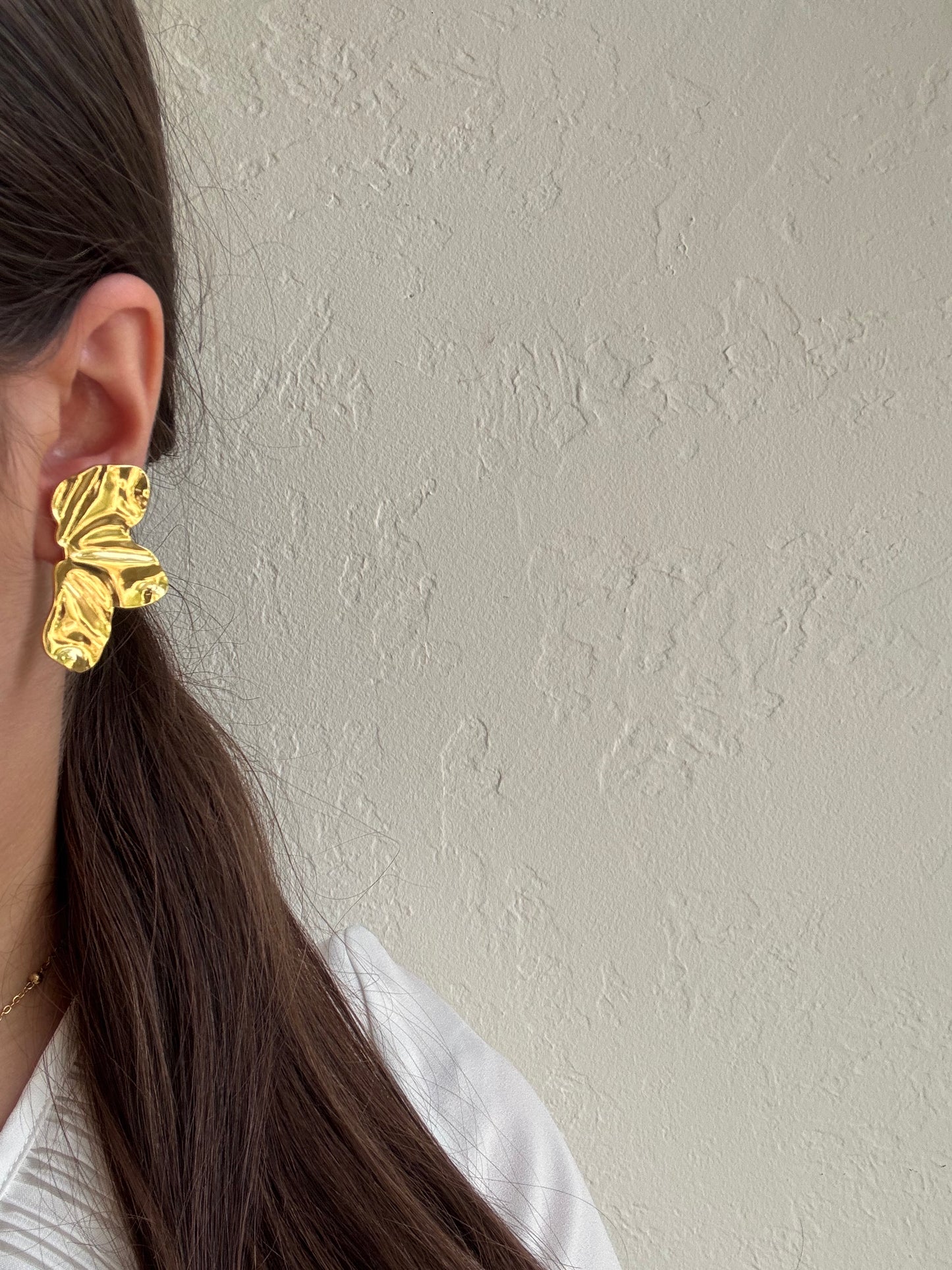Boucles d'oreilles grande demi fleur