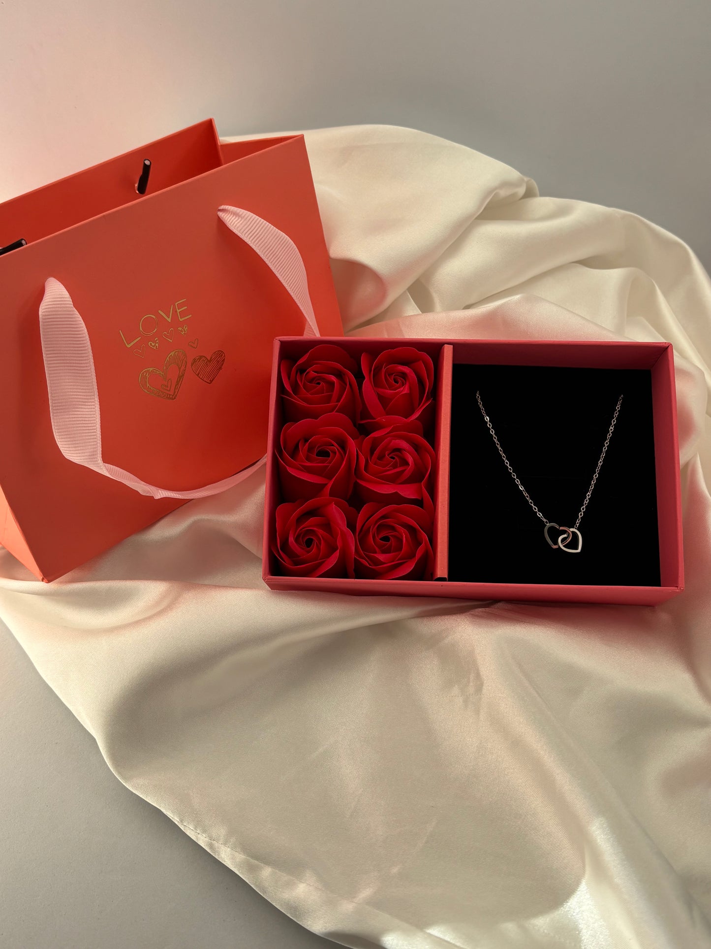 coffret " collier coeur lié"