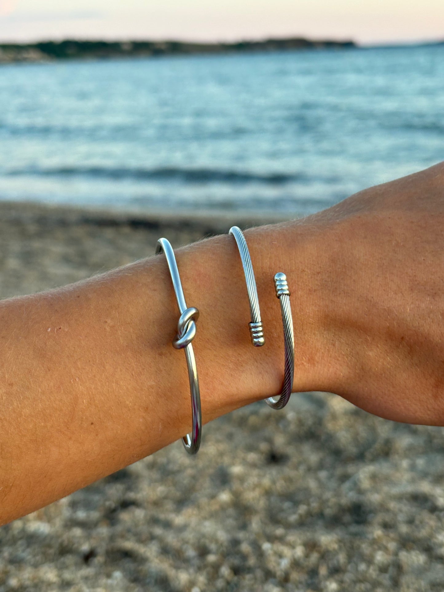 Ensemble de deux joncs