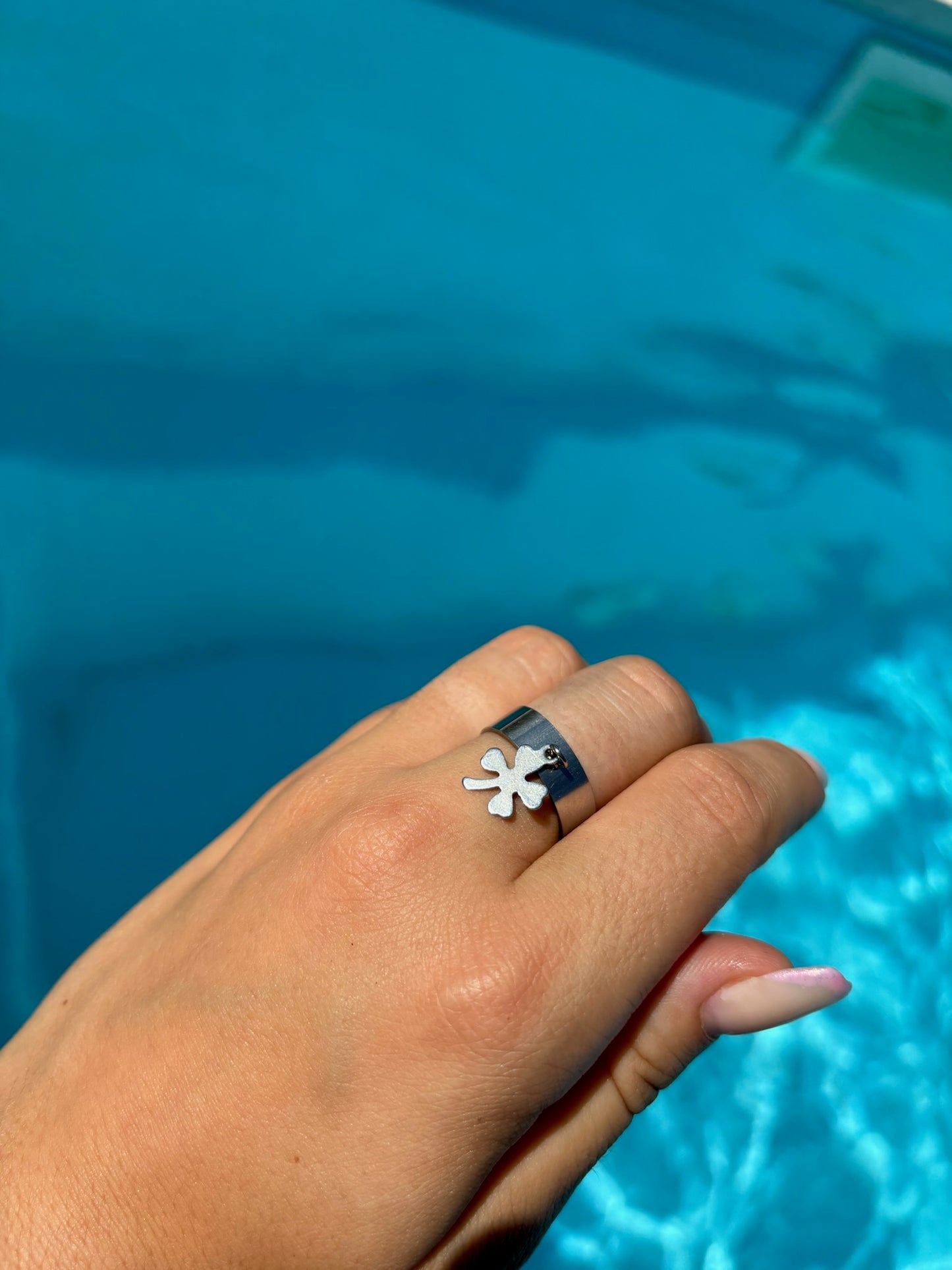 Bague breloque ajustable - Treffle