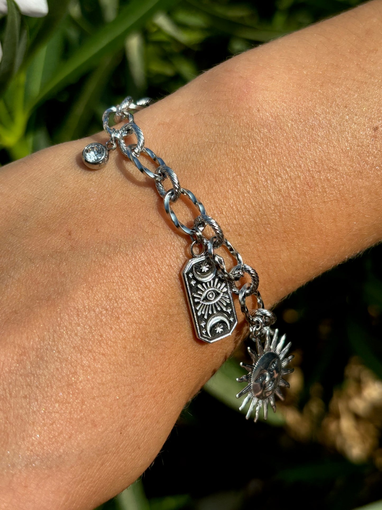 Bracelet breloque soleil