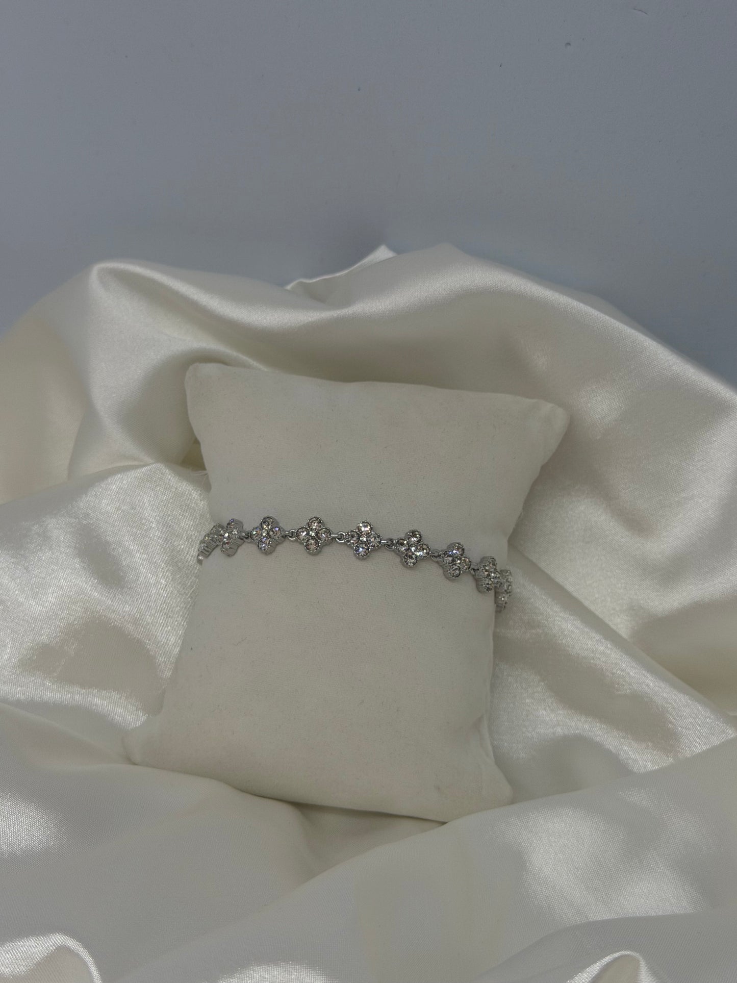 Bracelet fleur diamant
