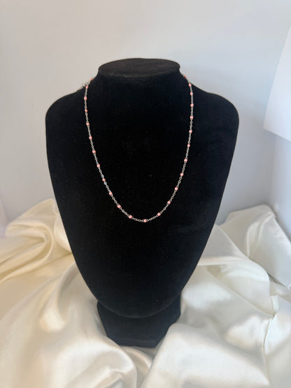 Collier perlé rose