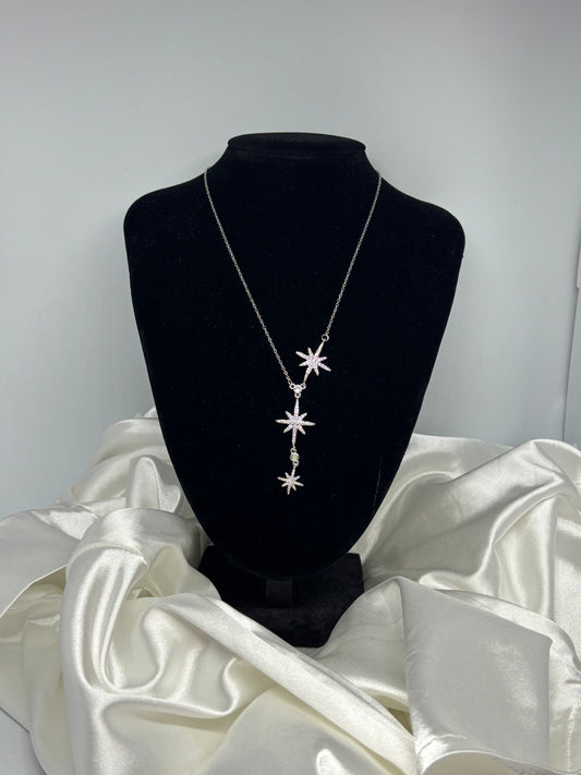 Collier trois étoiles