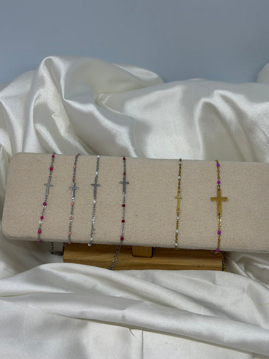 Bracelet croix perlé