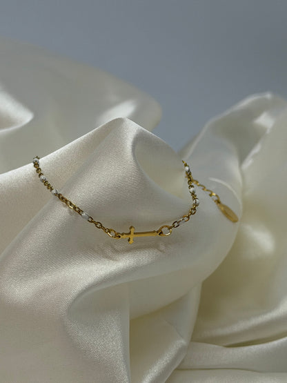 Bracelet croix perlé