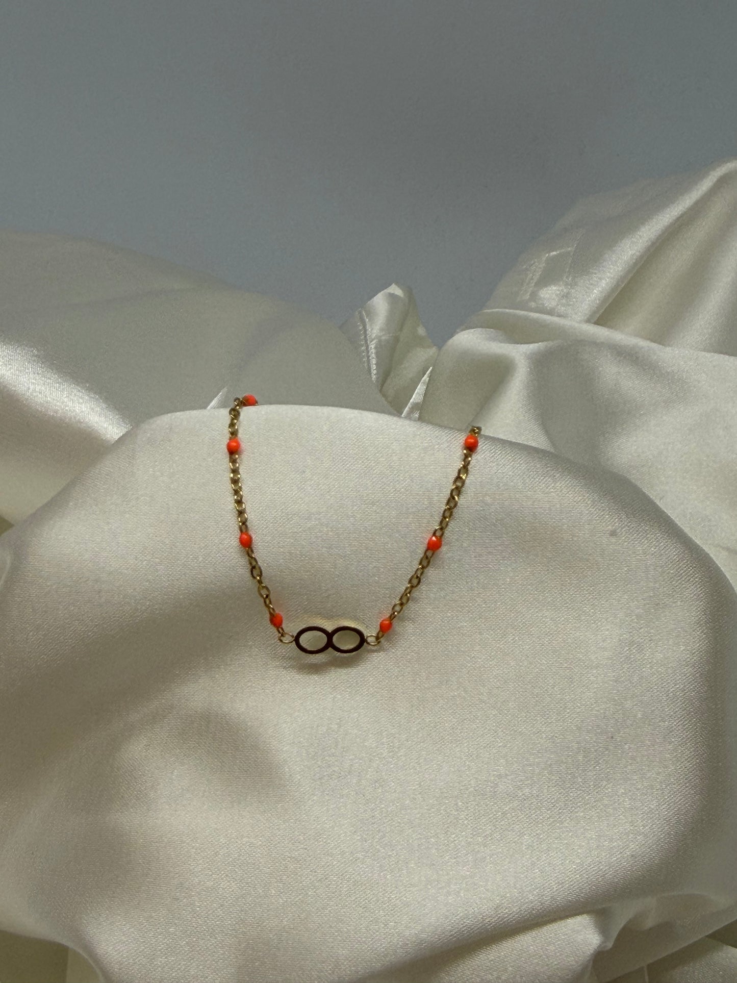 Bracelet infini perlé