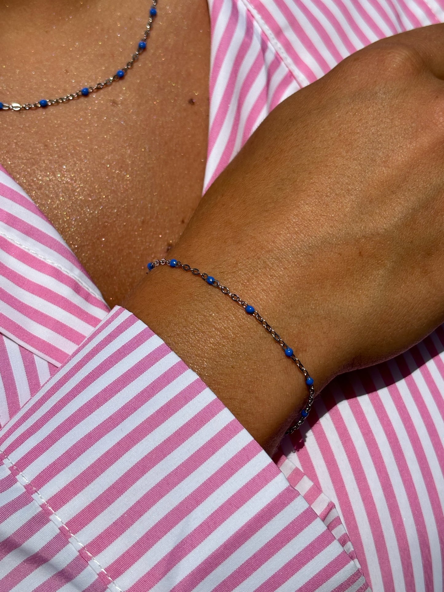 Bracelet perlé bleu