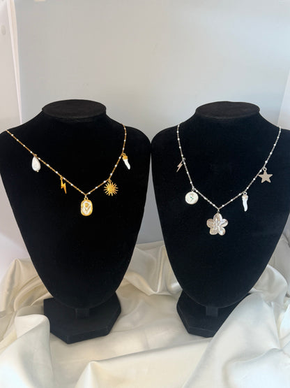 Collier breloque chaîne perlé blanc
