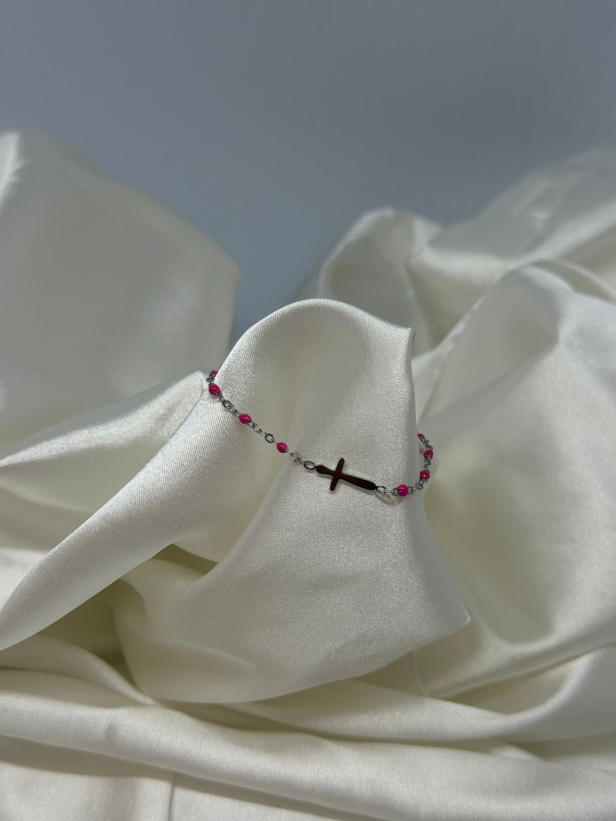 Bracelet croix perlé