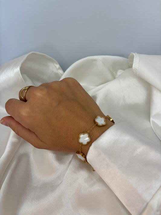 Bracelet fleur blanche