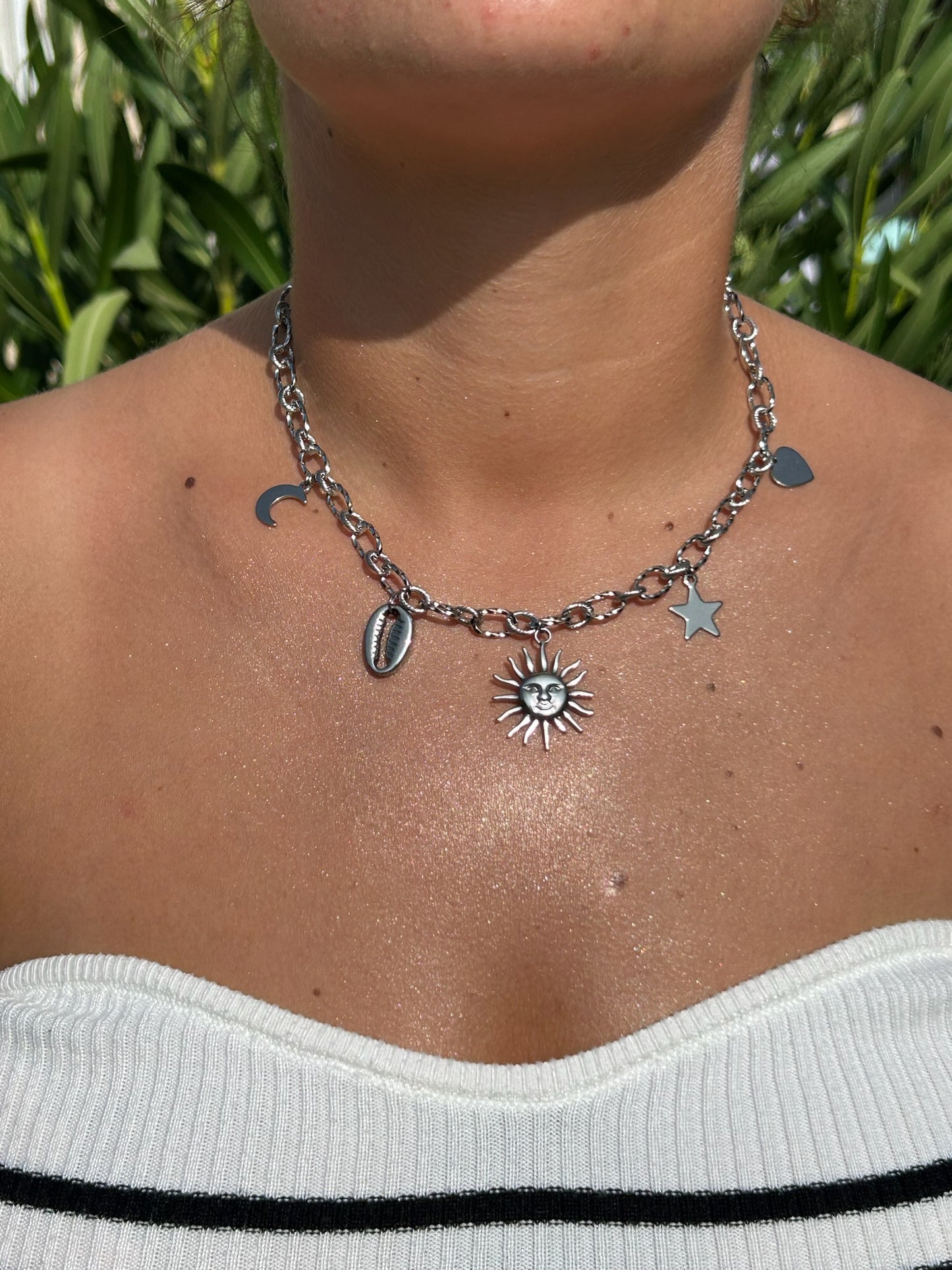 Collier breloque soleil