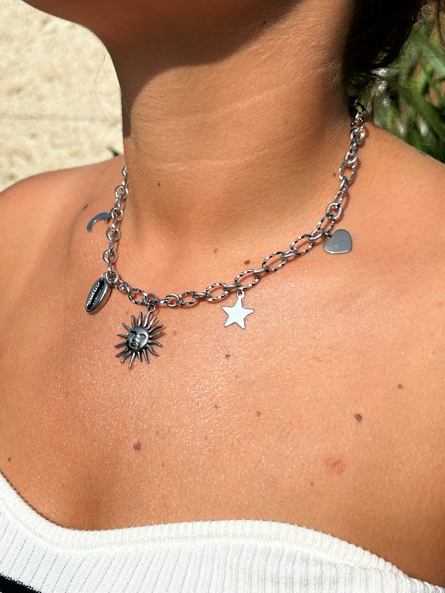 Collier breloque soleil