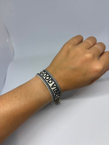 Bracelet tissu "GOOD VIBES"