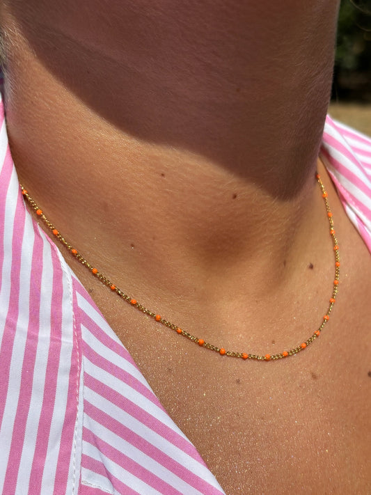 Collier perlé orange