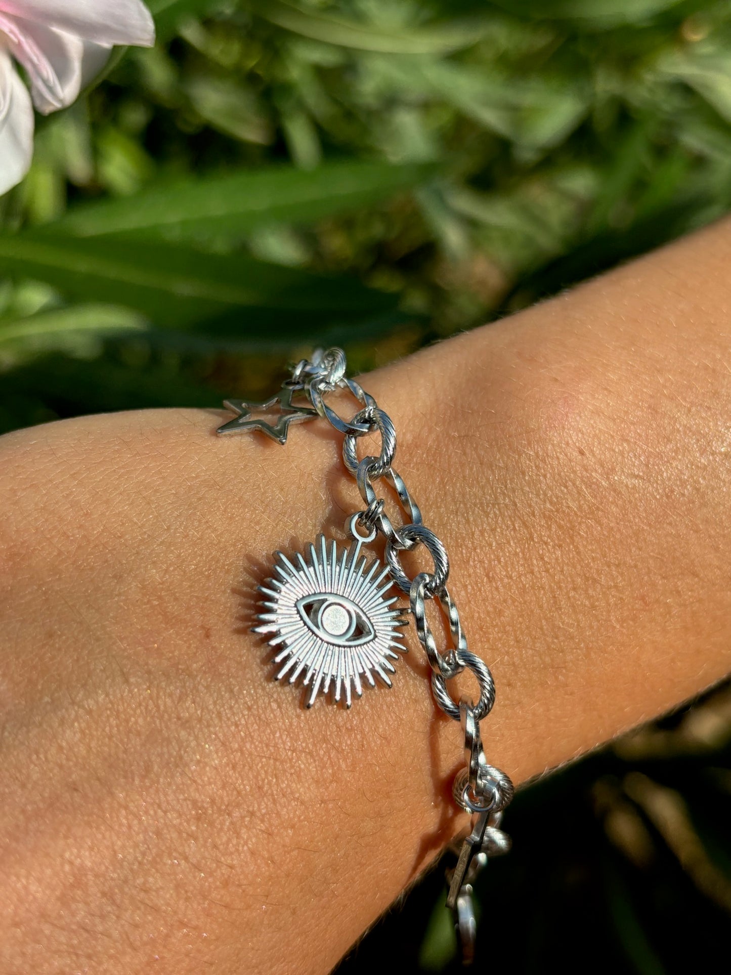 Bracelet breloque oeil soleil