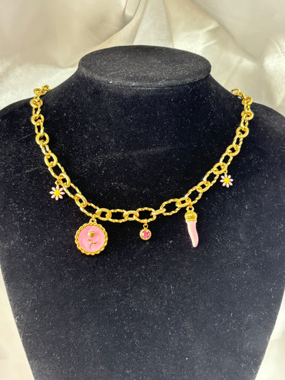 Collier breloque piment  rose