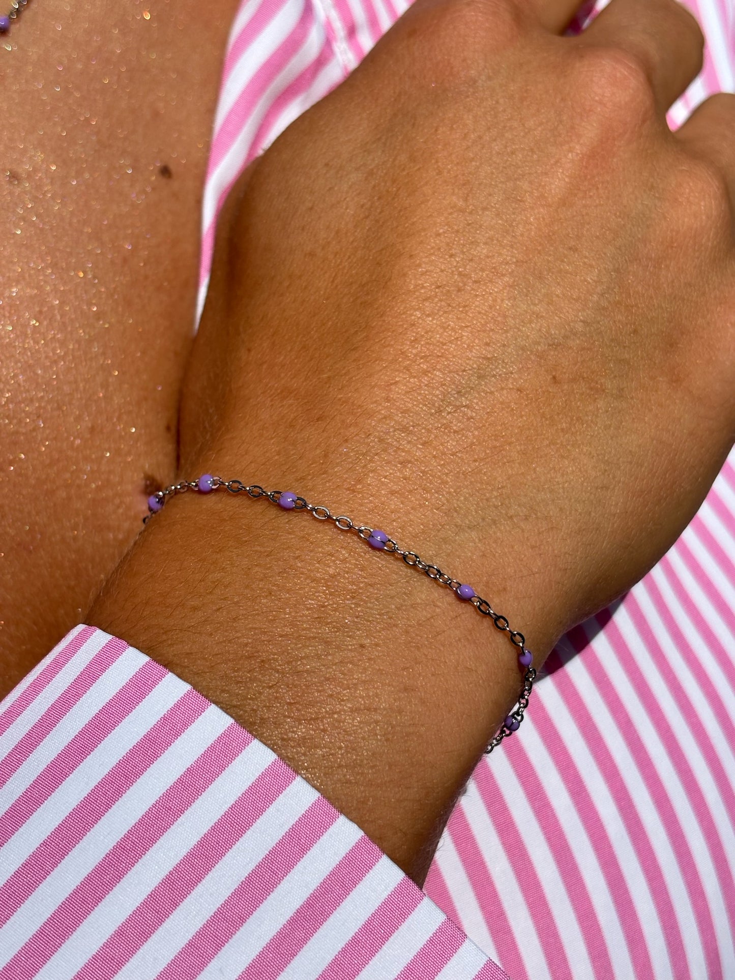 Bracelet perlé violet